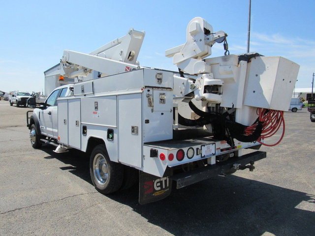 Used 2019 Ford F550 4x4 SuperCab Super Duty image 5