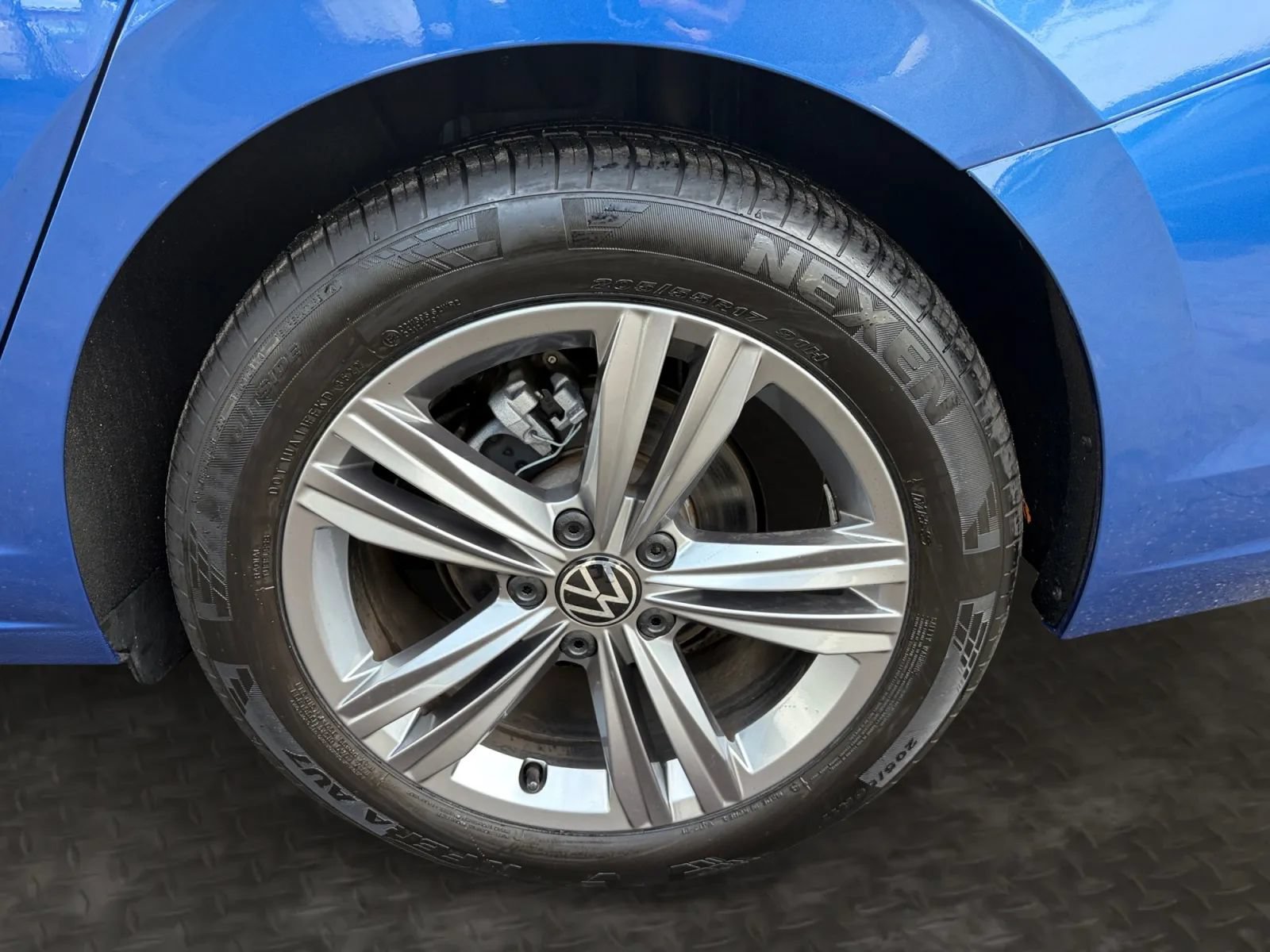 Used 2023 Volkswagen Jetta SE FWD image 41