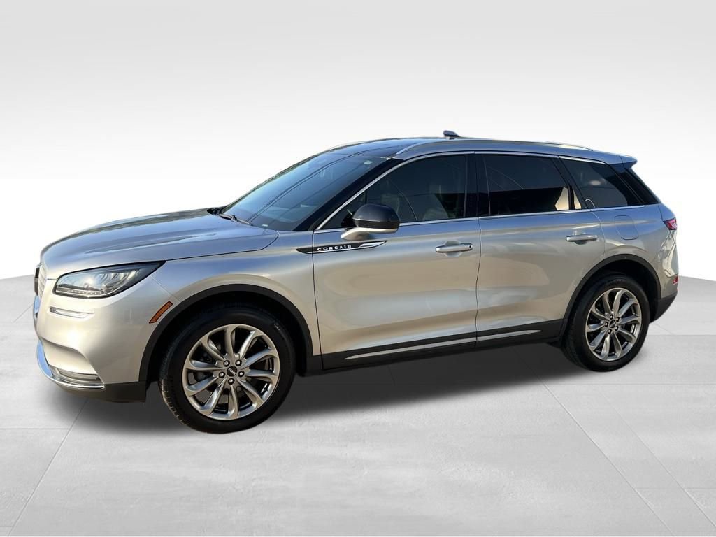 Used 2022 Lincoln Corsair AWD w/ Premium Package image 6