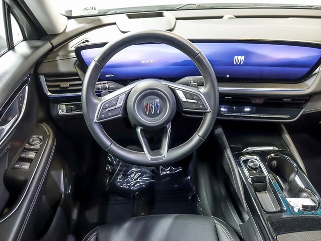 Certified 2025 Buick Envision Preferred image 16