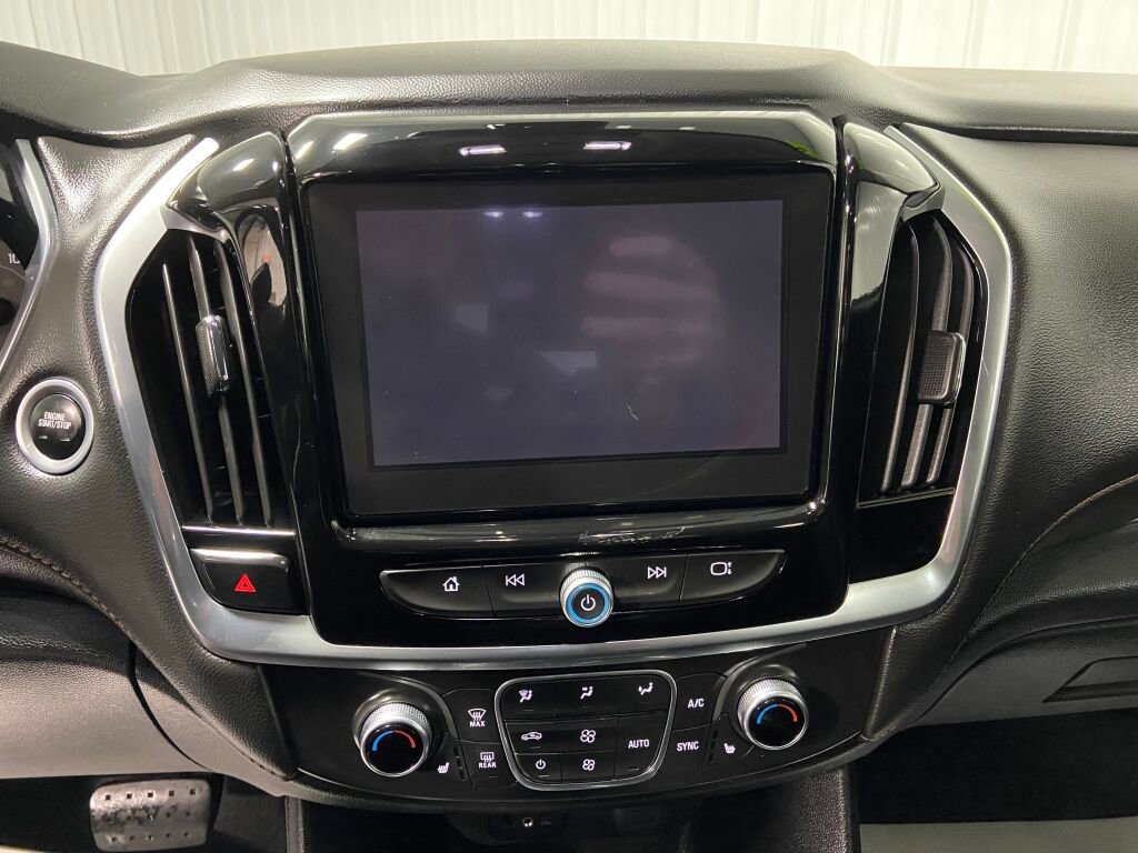 Used 2019 Chevrolet Traverse LT w/ LT Premium Package image 12