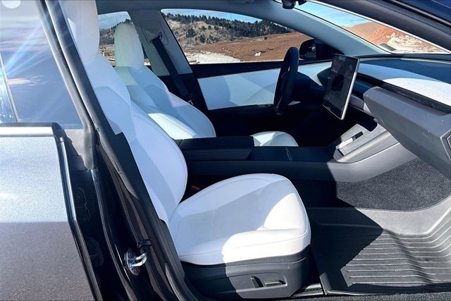 Used 2025 Tesla Model 3 Long Range image 27