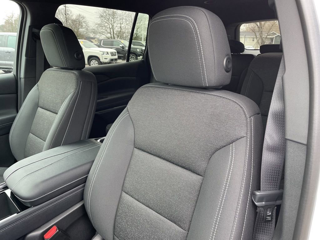 New 2026 Chevrolet Traverse LT w/ Driver Confidence Package image 7