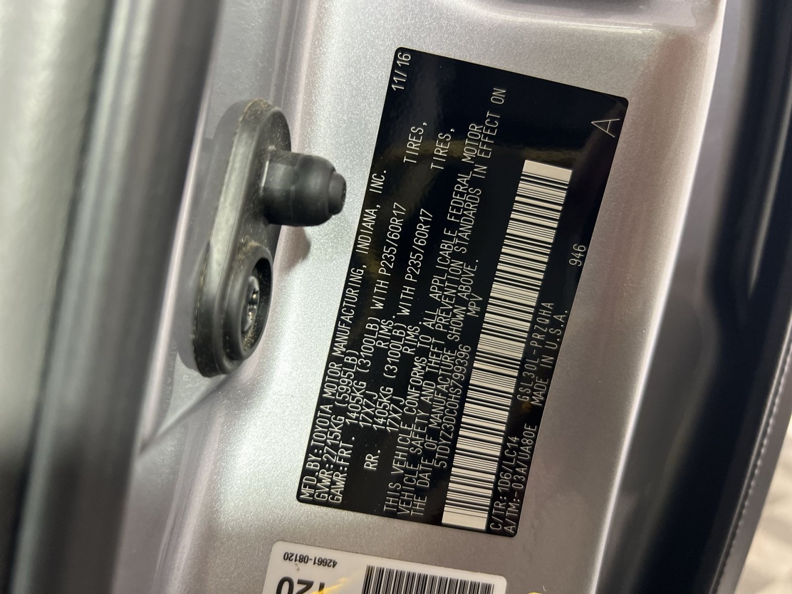 Used 2017 Toyota Sienna XLE w/ XLE Navigation Package FWD image 31