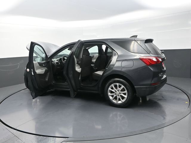 Used 2020 Chevrolet Equinox LS w/ LS Convenience Package AWD/4WD image 18