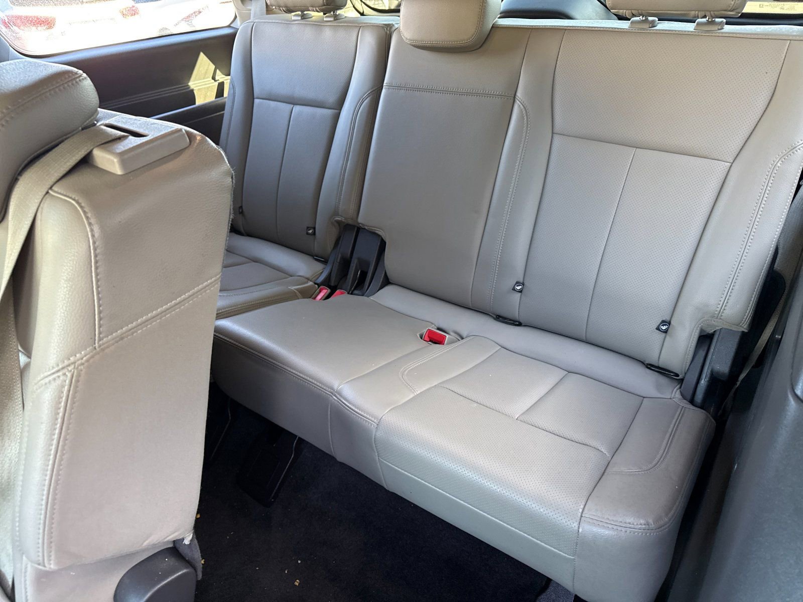 Used 2018 Ford Expedition XLT w/ Equipment Group 201A RWD image 14