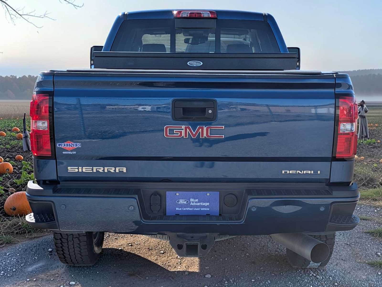 Used 2017 GMC Sierra 3500 Denali w/ Duramax Plus Package AWD/4WD image 5