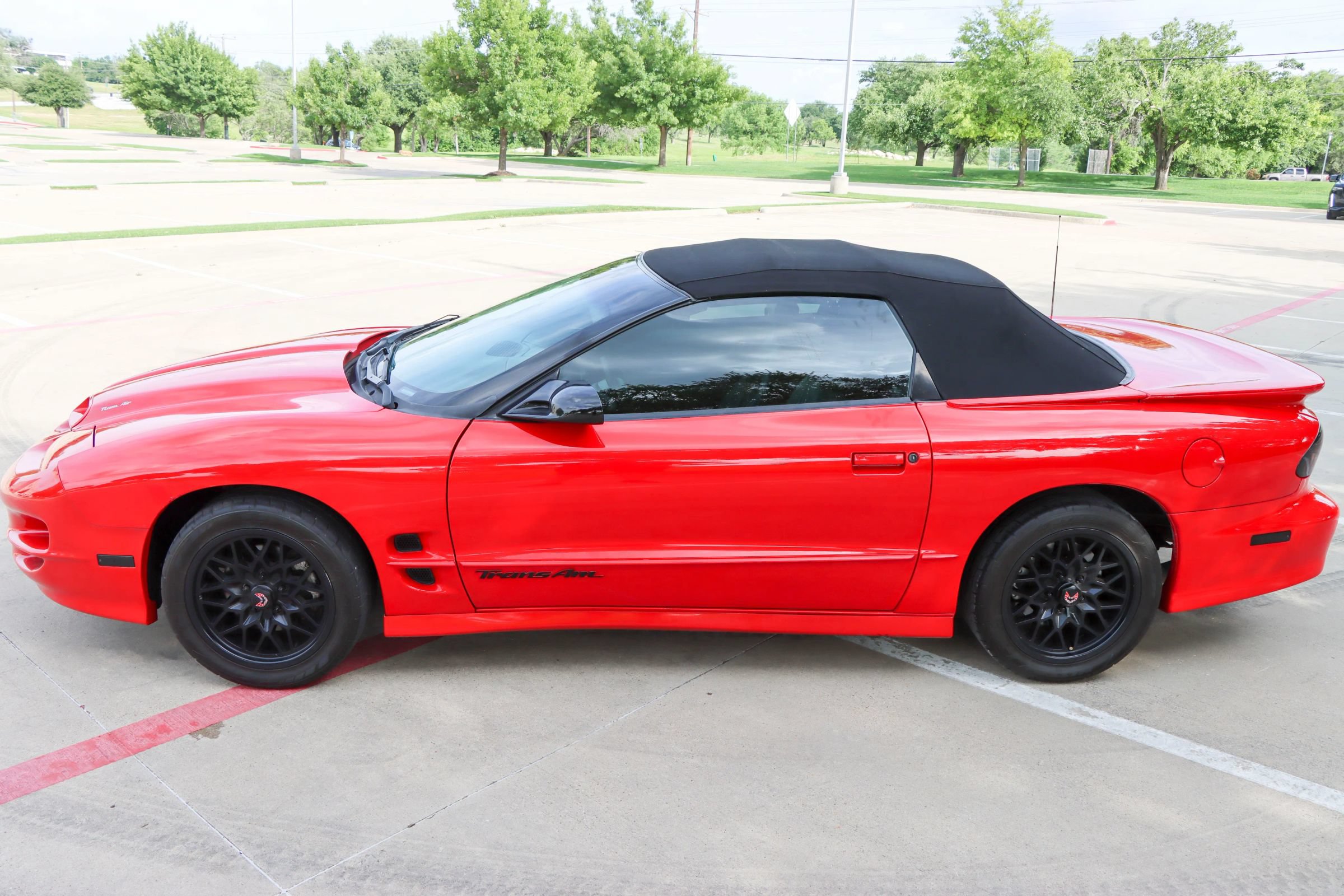 Used 1999 Pontiac Firebird Trans Am RWD image 40