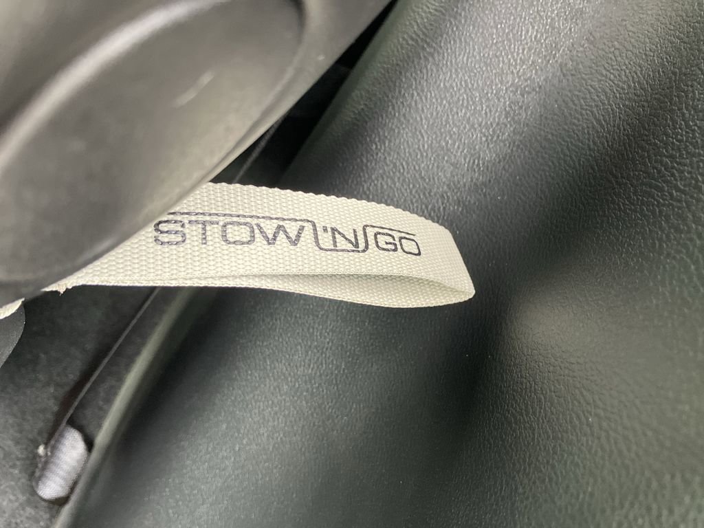 New 2026 Chrysler Pacifica Select image 33