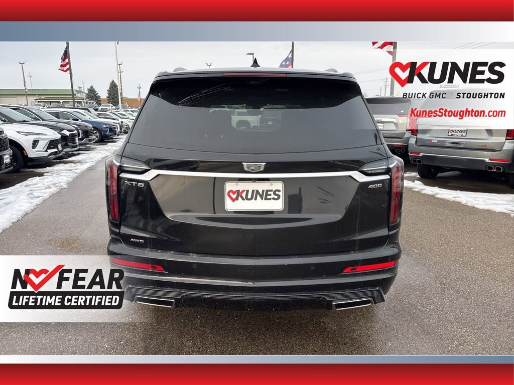 Used 2024 Cadillac XT6 Sport image 10