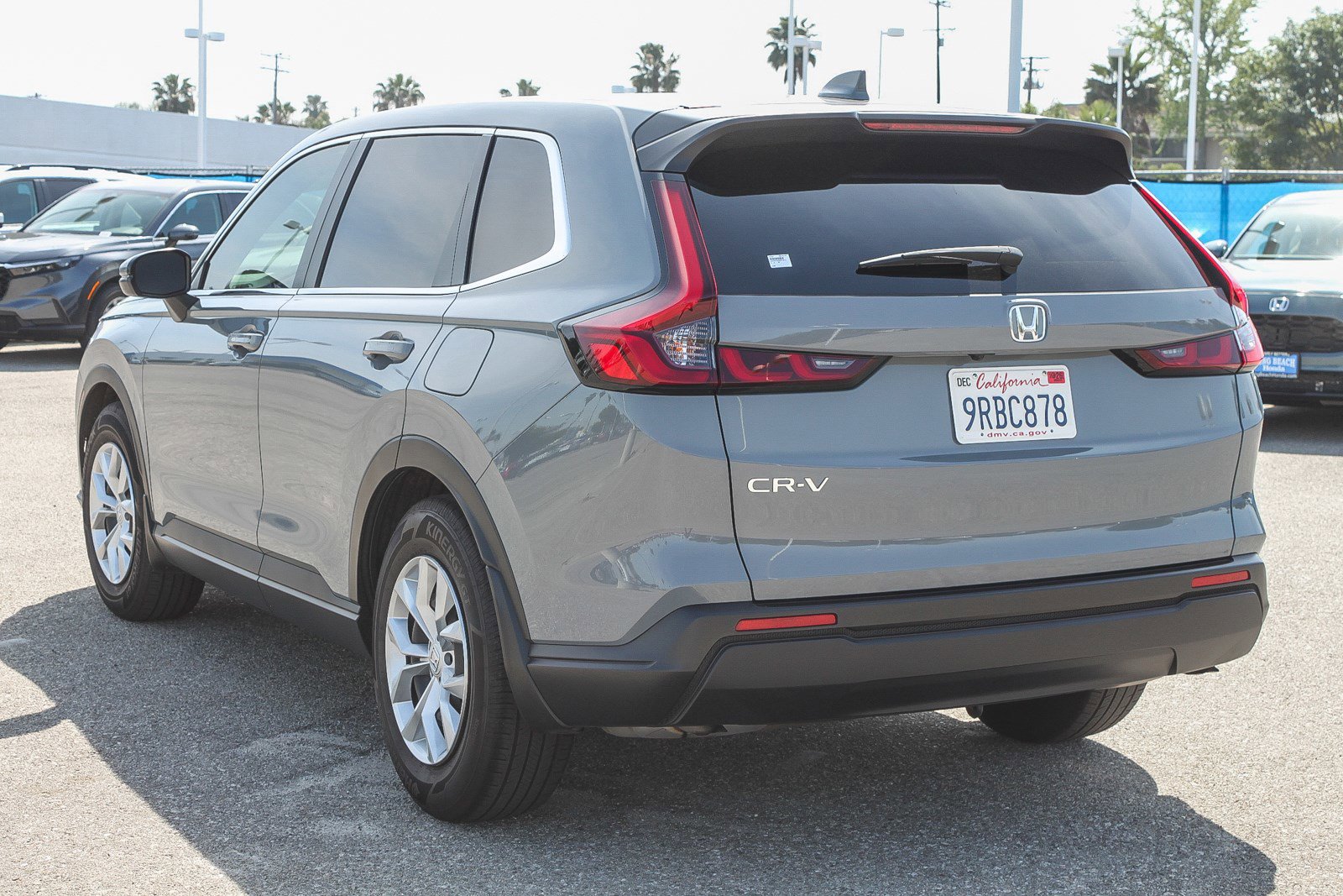 Used 2025 Honda CR-V LX image 7