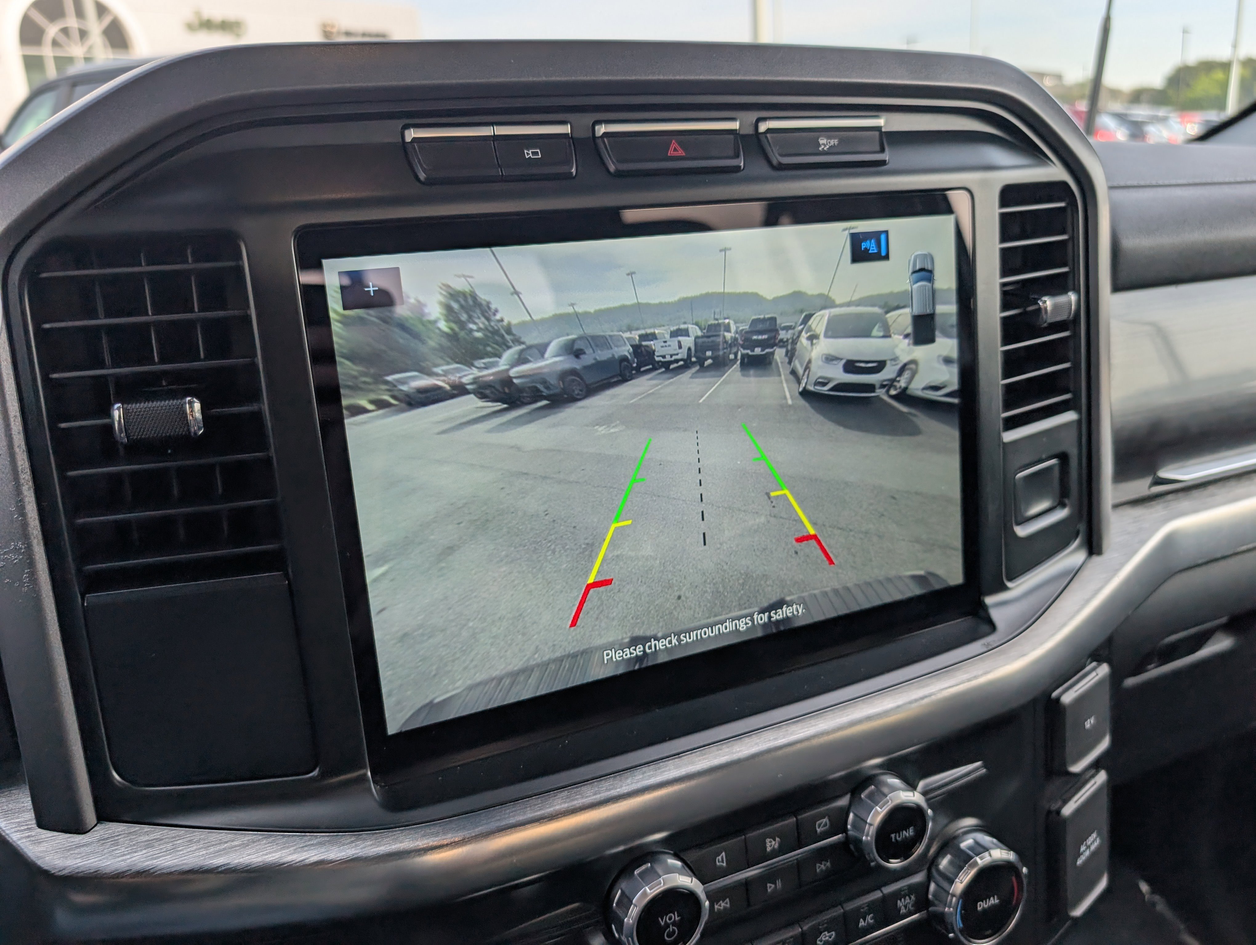 Used 2022 Ford F150 Lariat w/ Equipment Group 501A Mid AWD/4WD image 18