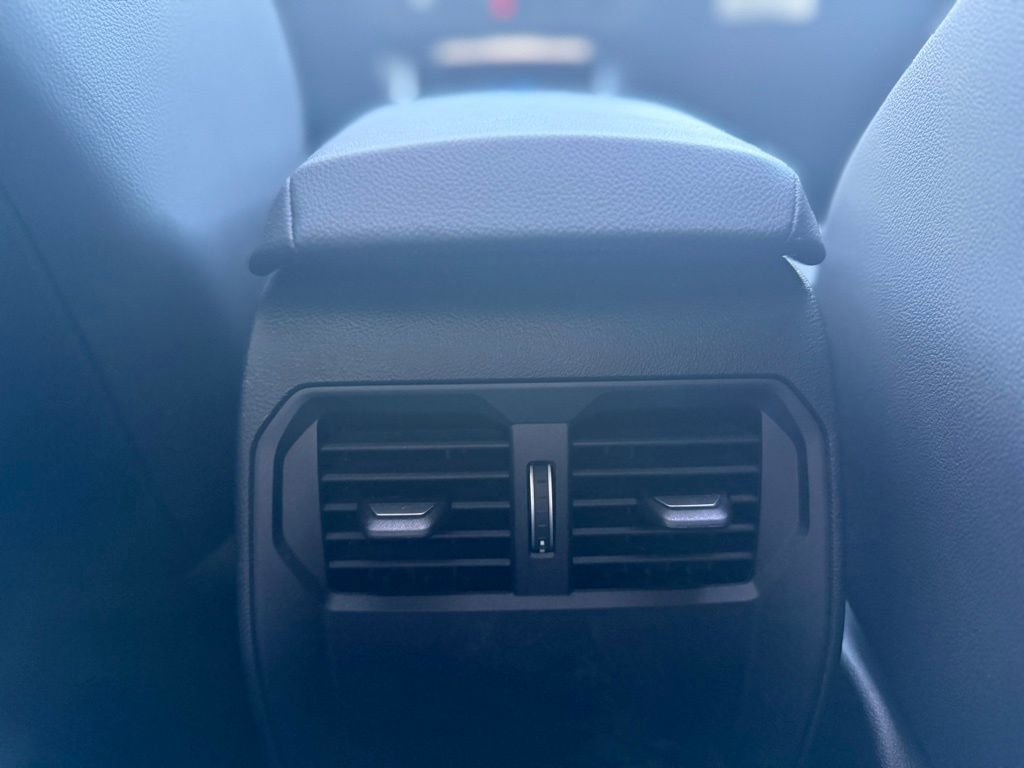 Certified 2025 BMW 430i Coupe w/ Convenience Package image 13