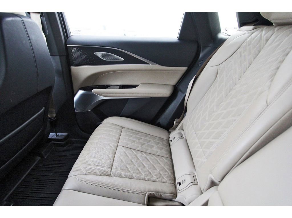 New 2025 Cadillac Lyriq Sport w/ Nappa Leather Package image 12