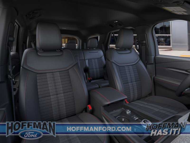 New 2026 Ford Explorer ST-Line w/ ST-Line Street Pack AWD/4WD image 10