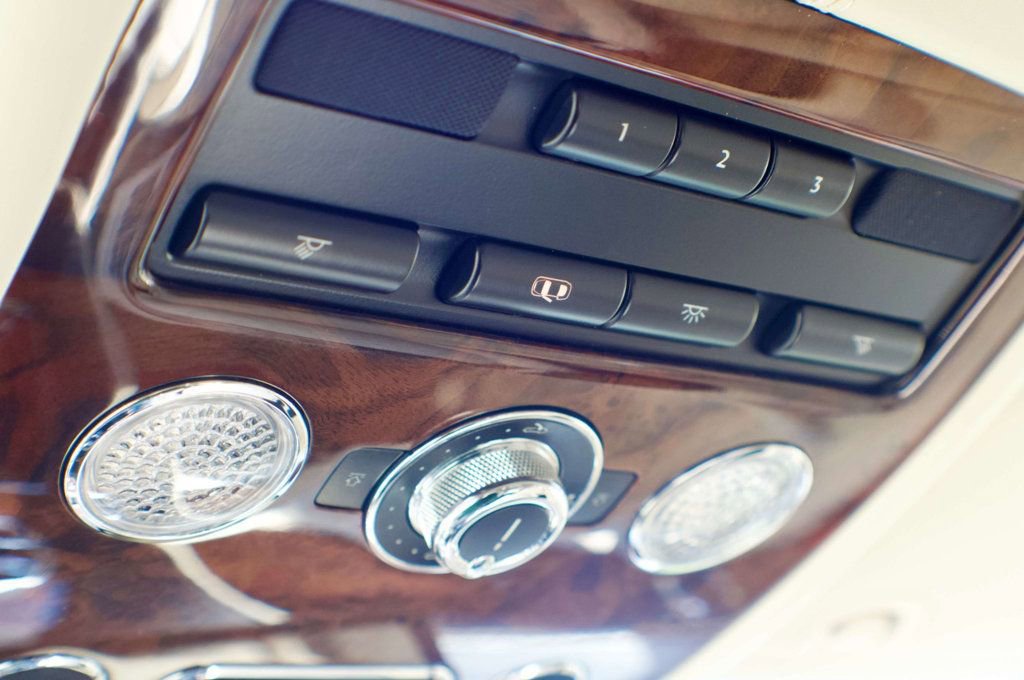 Used 2018 Bentley Flying Spur S V8 AWD/4WD image 45