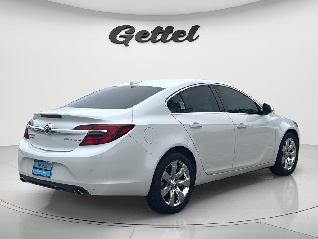 Used 2017 Buick Regal Premium FWD image 5