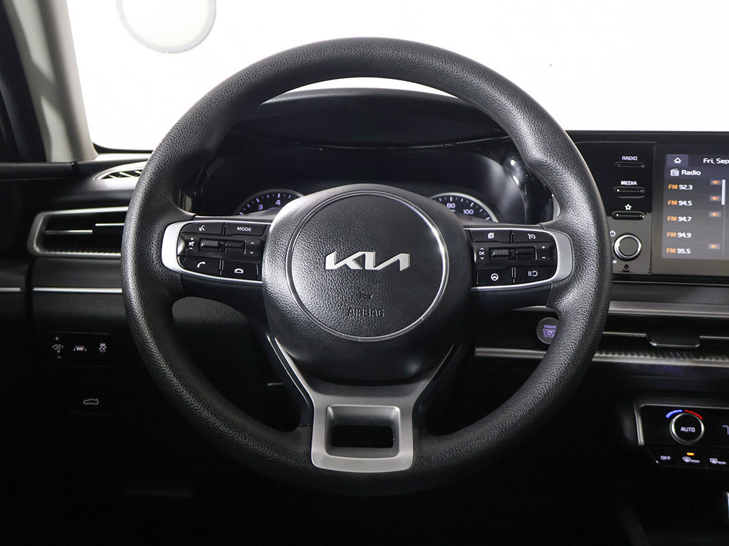 Used 2023 Kia K5 LXS FWD image 32