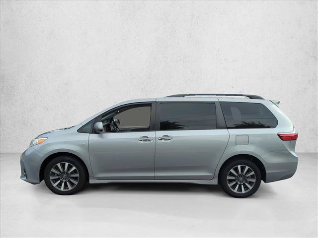 Used 2018 Toyota Sienna XLE AWD/4WD image 9