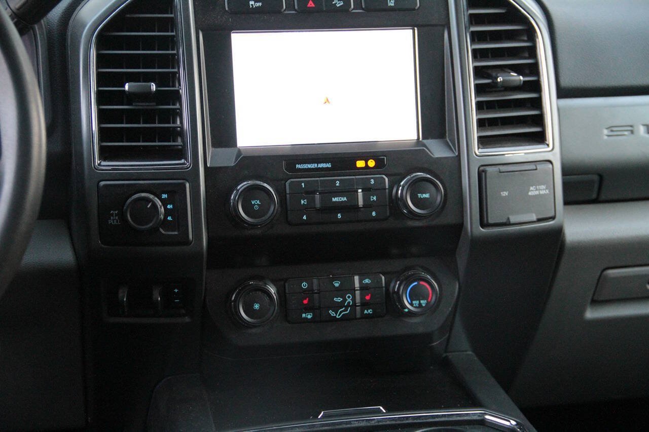 Used 2020 Ford F250 XLT w/ XLT Premium Package AWD/4WD image 24