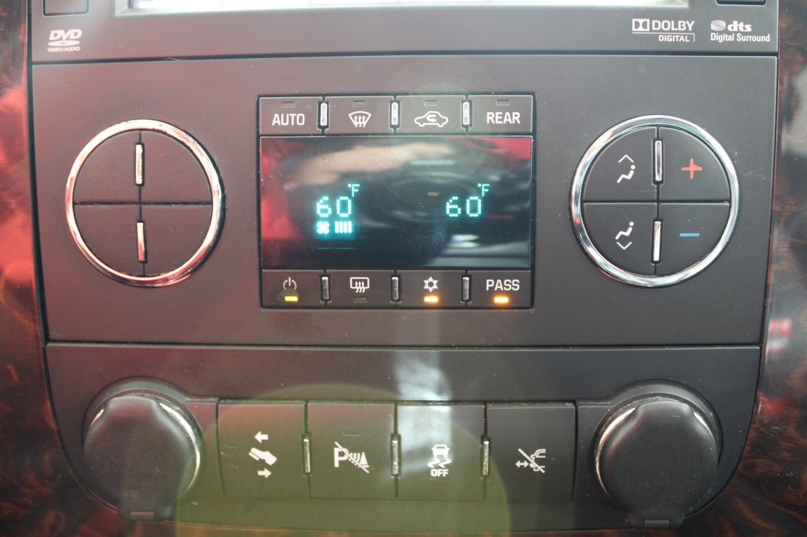 Used 2013 GMC Yukon Denali image 21