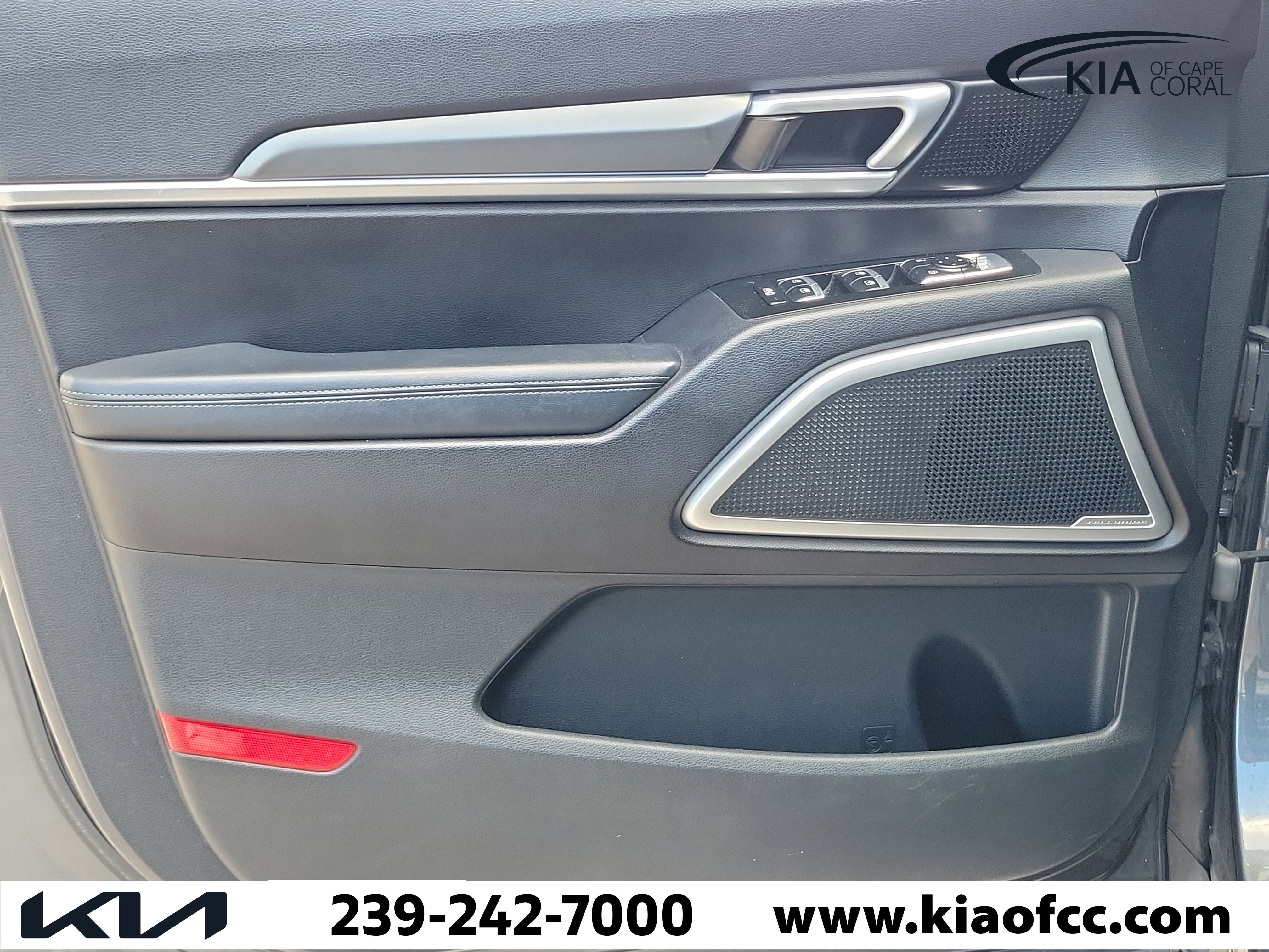 Used 2020 Kia Telluride S w/ S 8 Passenger Seating Package AWD/4WD image 27