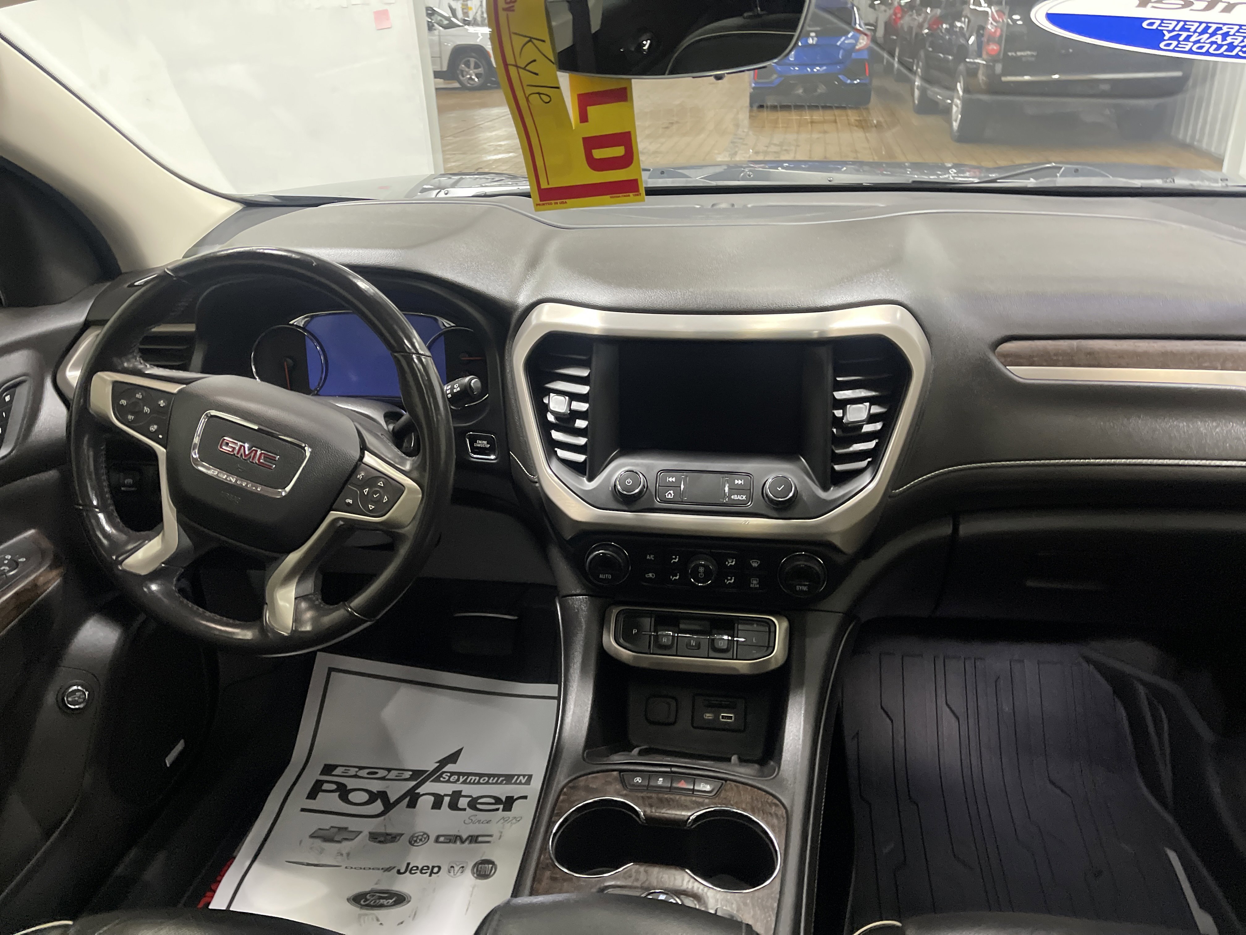 Used 2022 GMC Acadia Denali w/ Denali Ultimate Package image 23