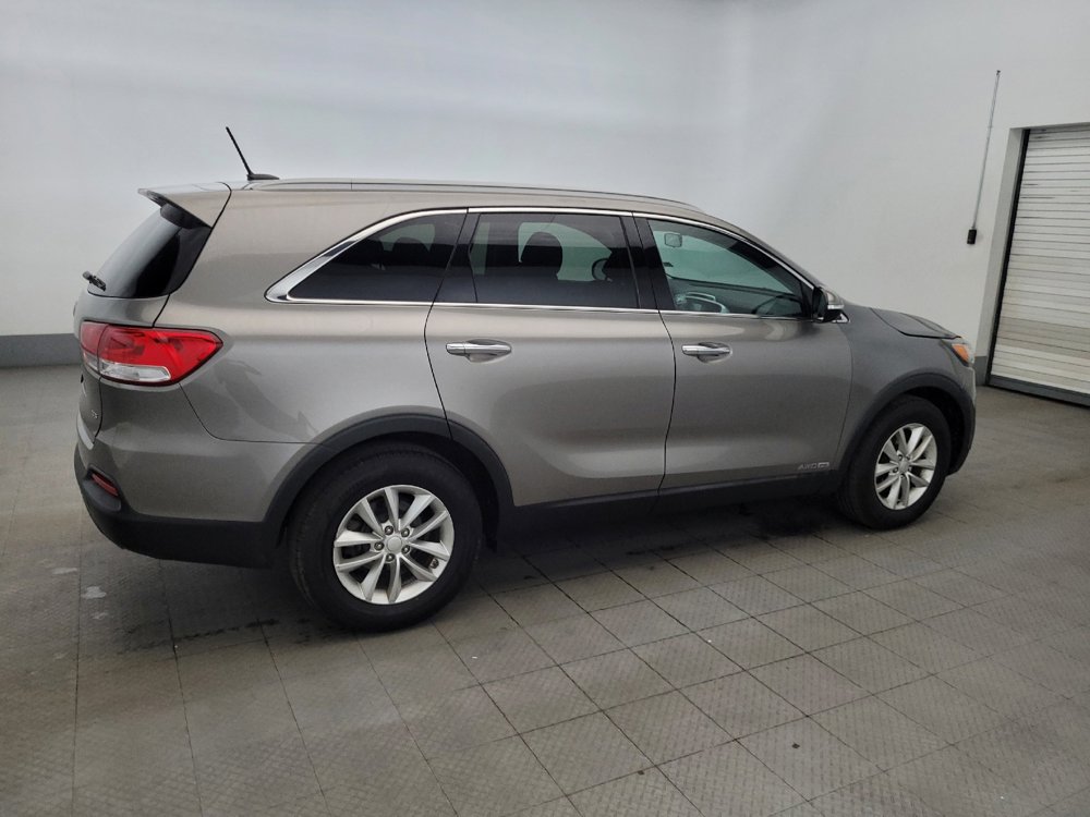 Used 2017 Kia Sorento AWD image 10