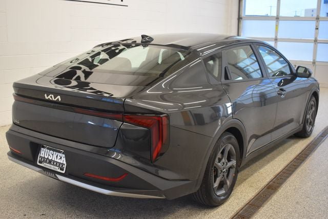 Used 2025 Kia K4 FWD image 4