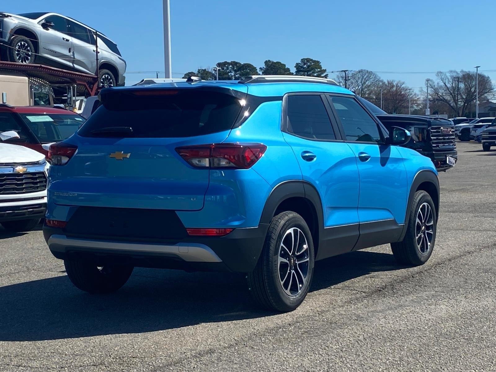 New 2026 Chevrolet TrailBlazer LT FWD image 3