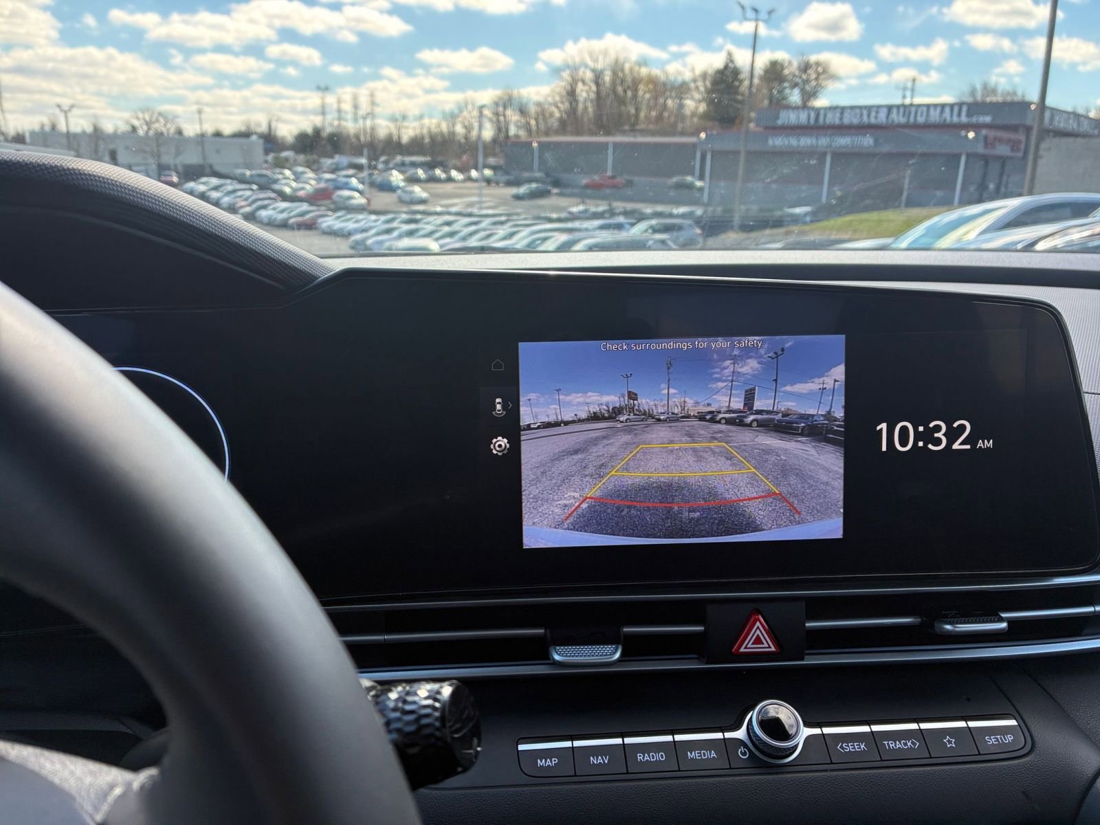 Used 2025 Hyundai Elantra SEL image 20