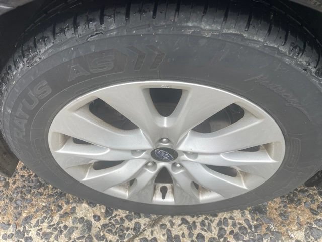 Used 2017 Subaru Legacy 2.5i Premium AWD/4WD image 12