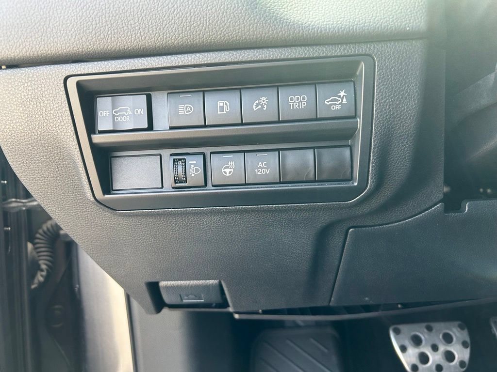 Used 2024 Toyota Sequoia SR5 w/ SR5 Premium Package AWD/4WD image 15