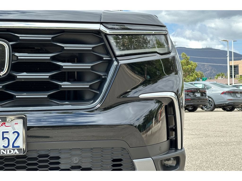 Certified 2025 Honda Pilot EX-L image 55