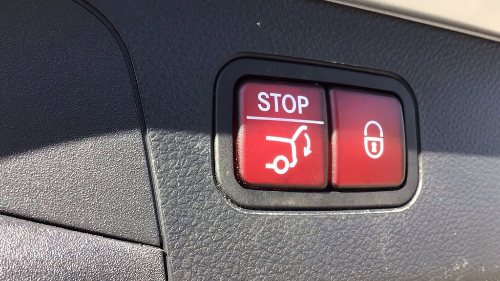 Used 2021 Mercedes-Benz GLC 43 AMG 4MATIC image 13