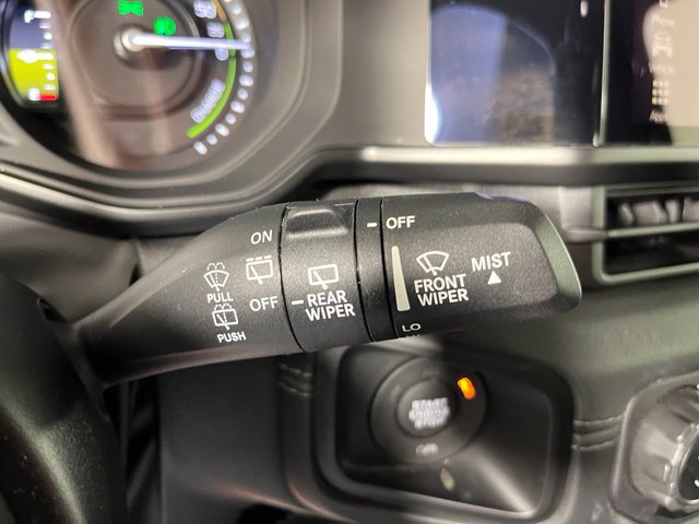 Used 2024 Jeep Wrangler High Altitude AWD/4WD image 24