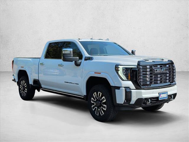 Used 2026 GMC Sierra 2500 Denali Ultimate w/ LPO, Black Badging Package AWD/4WD image 3