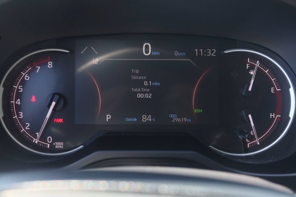 Used 2025 Toyota RAV4 XLE AWD/4WD image 23