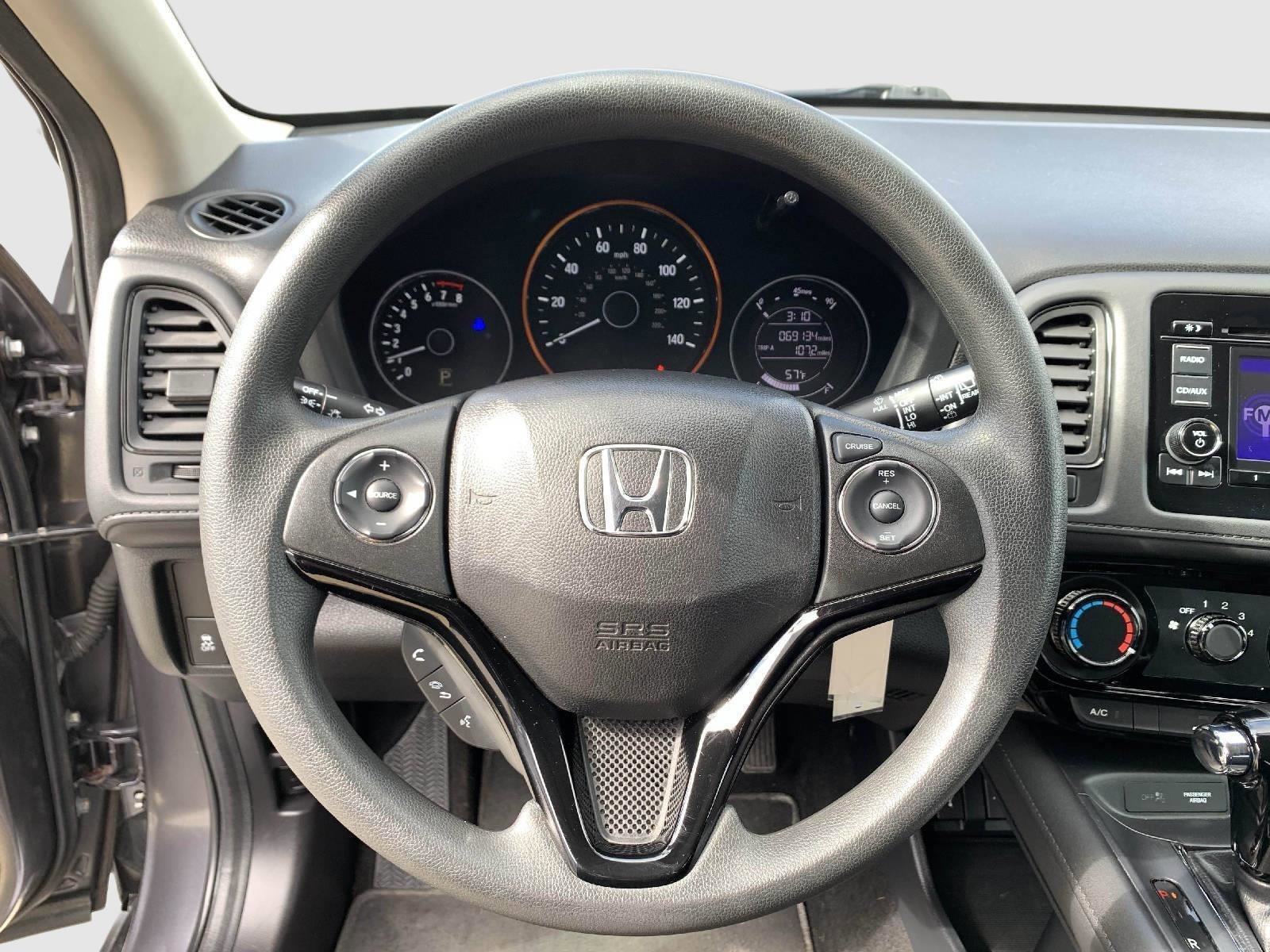Used 2016 Honda HR-V LX image 14