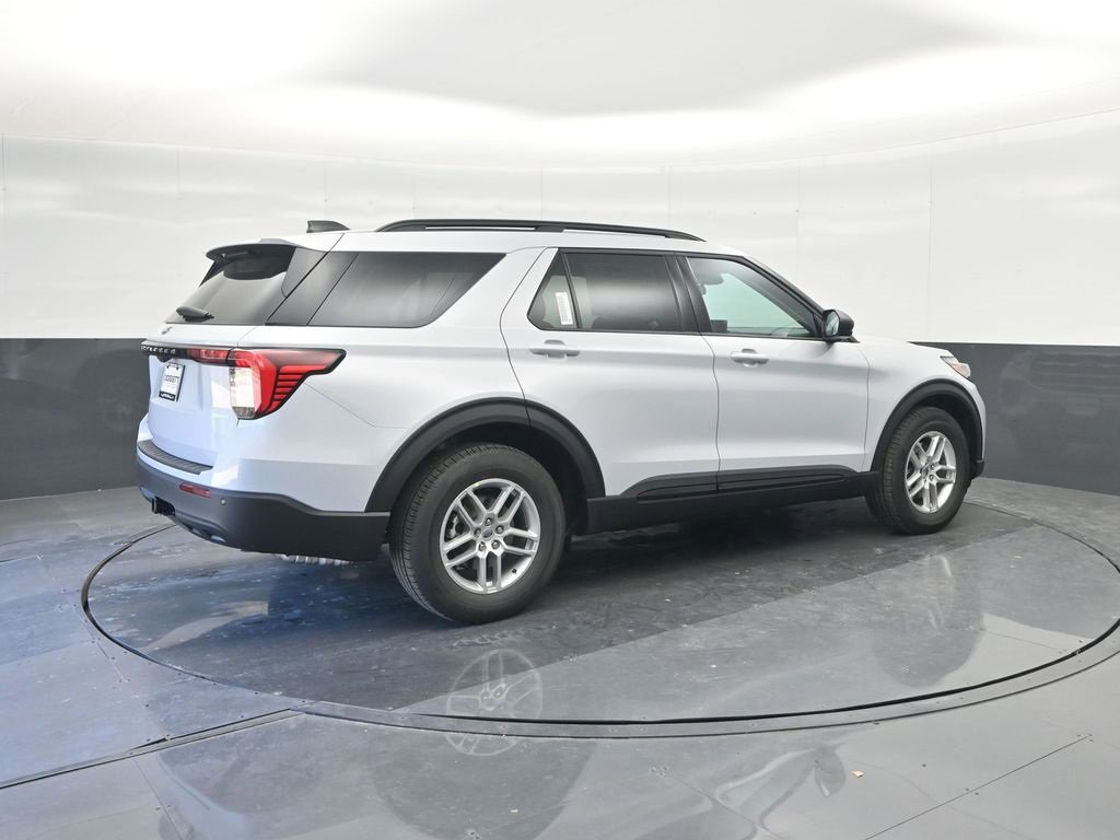 New 2026 Ford Explorer Active image 15