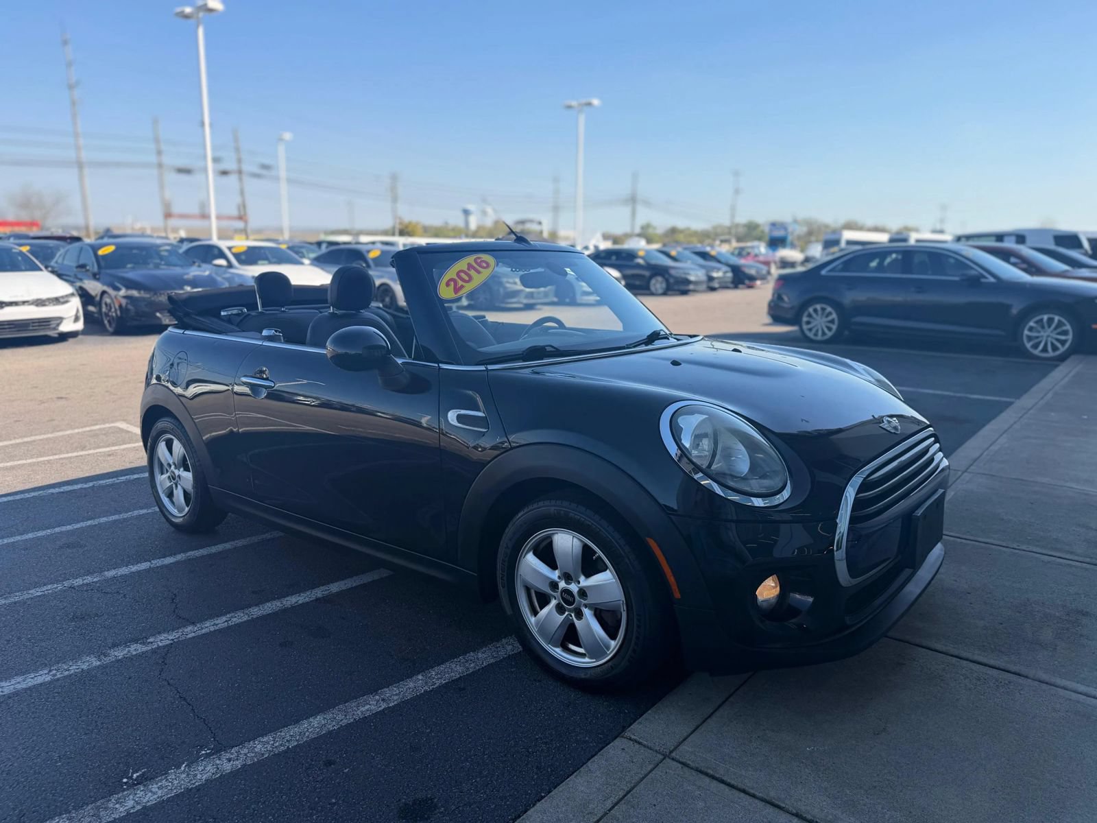 Used 2016 MINI Cooper Convertible FWD image 7