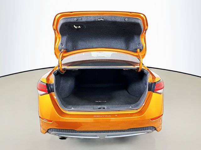 Used 2022 Nissan Sentra SR w/ SR Premium Package image 27