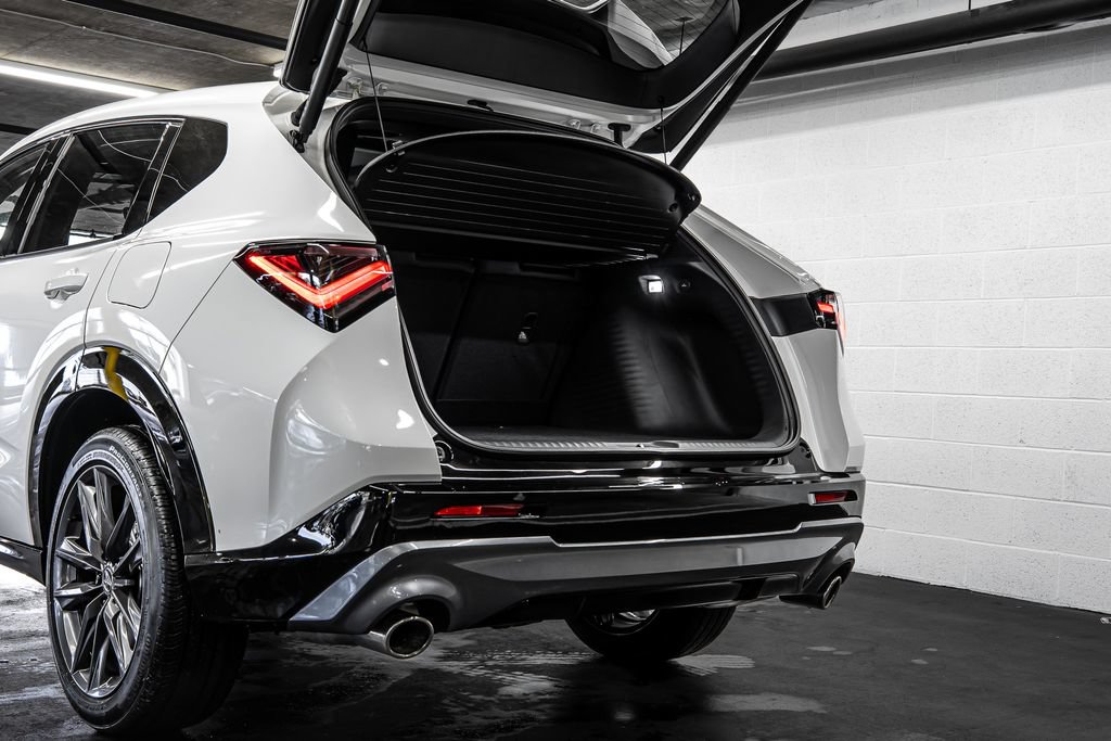 Certified 2025 Acura ADX A-Spec AWD/4WD image 15