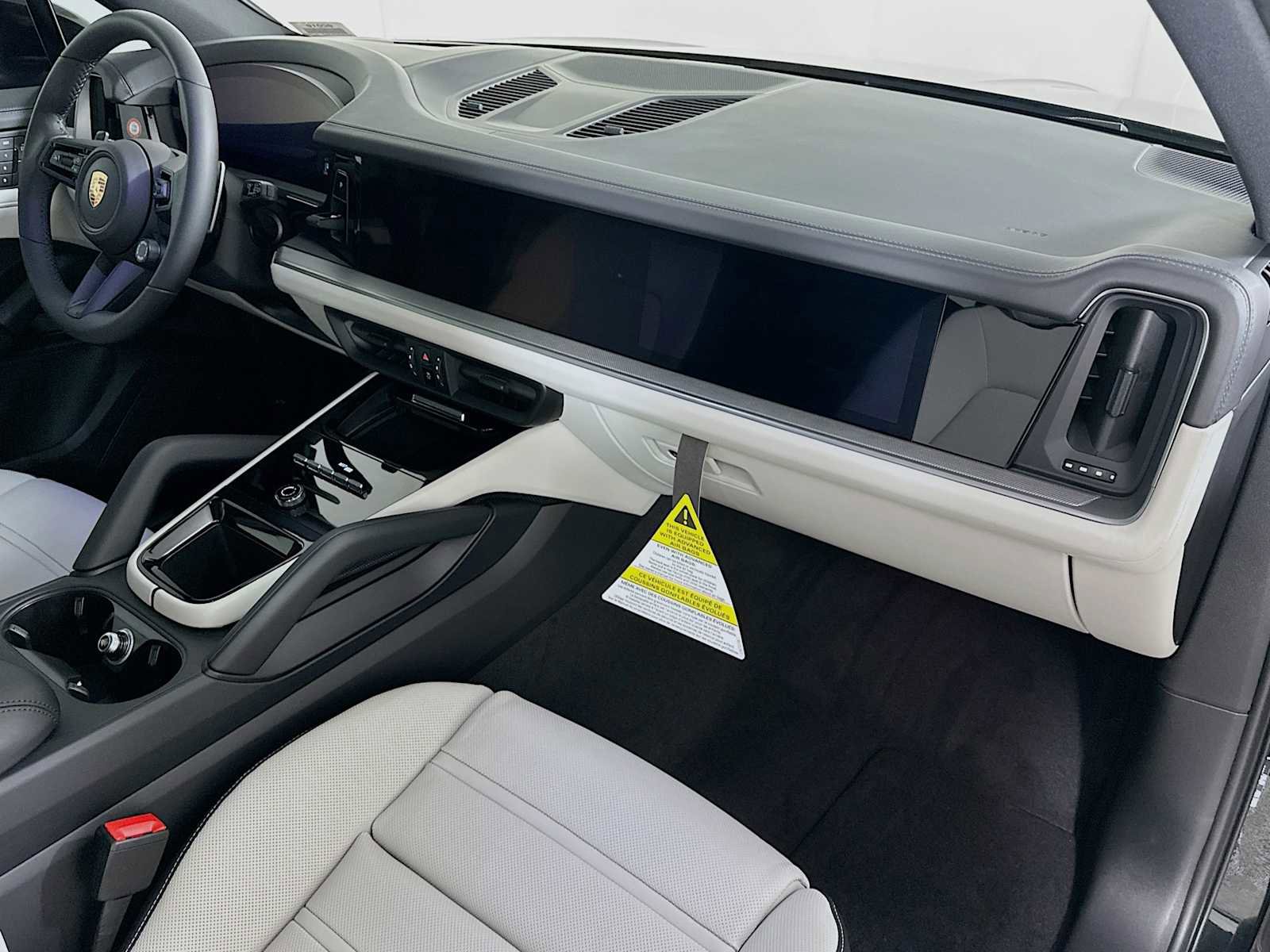 New 2026 Porsche Cayenne image 30