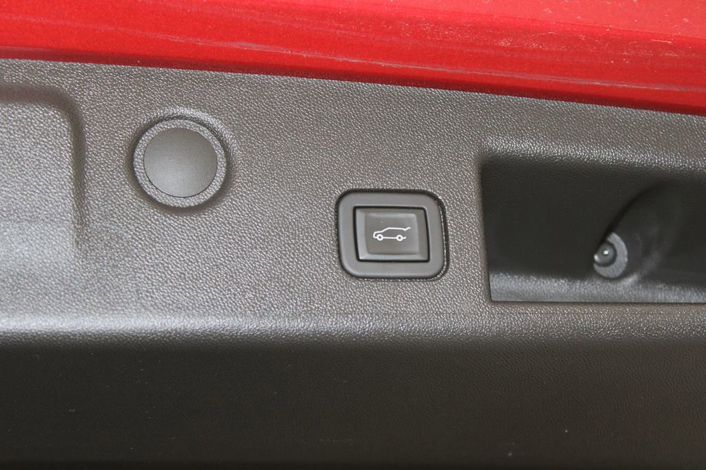 Used 2023 Chevrolet Equinox LT image 27