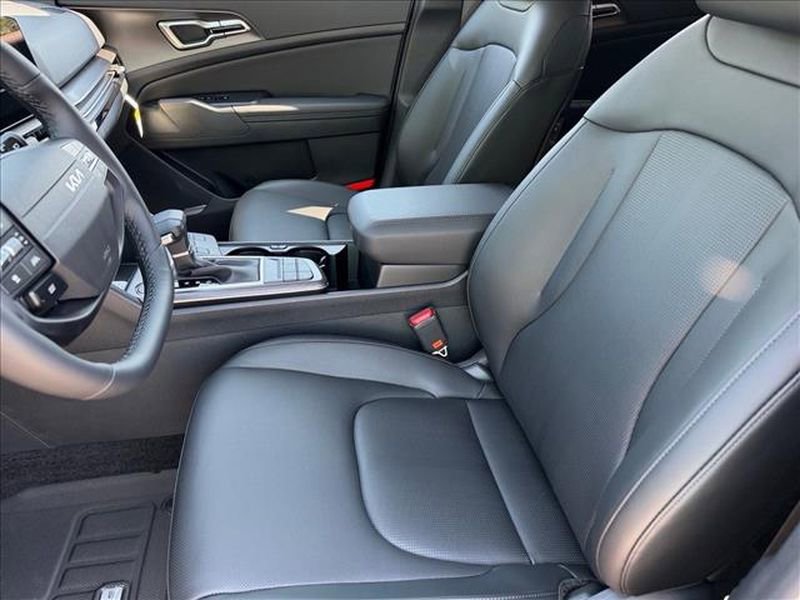 New 2026 Kia Sportage EX FWD image 10