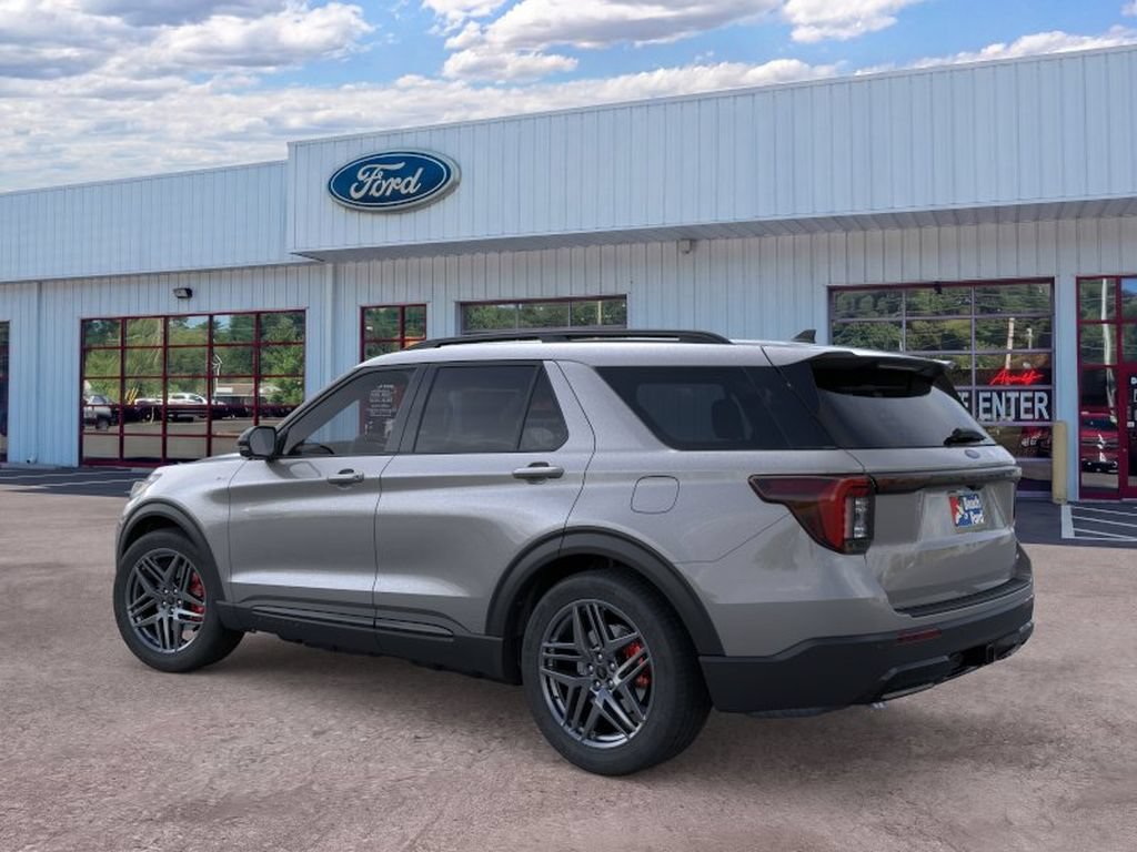 New 2026 Ford Explorer ST-Line w/ ST-Line Street Pack AWD/4WD image 4