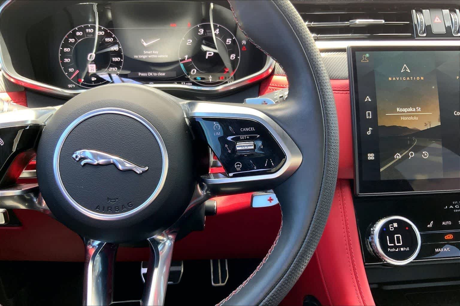 Used 2023 Jaguar F-PACE SVR AWD/4WD image 25