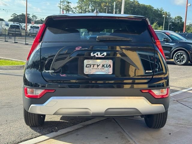 Used 2025 Kia Niro LX FWD image 30