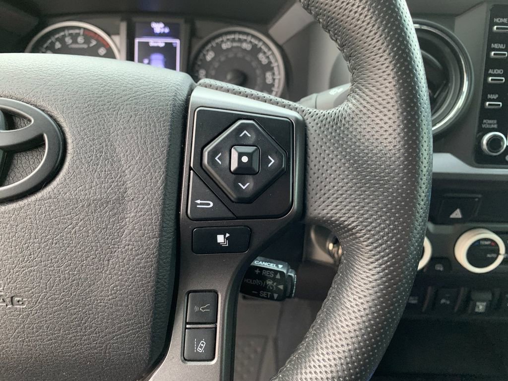 Used 2022 Toyota Tacoma TRD Off-Road w/ Technology Package image 29